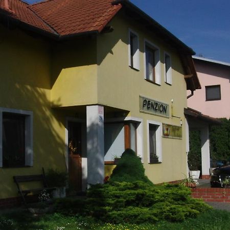 Penzion Ubytovani Kvetinova Krelov 외부 사진